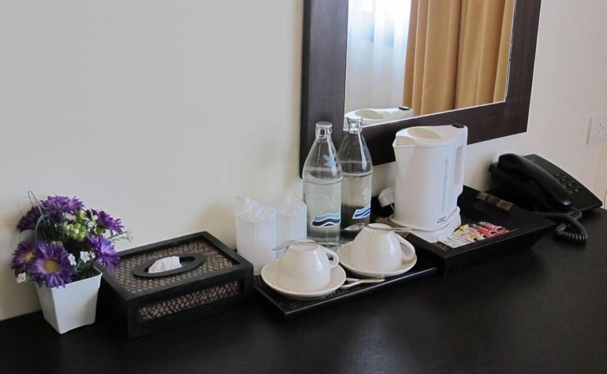 Harmony Patong Hotel エクステリア 写真