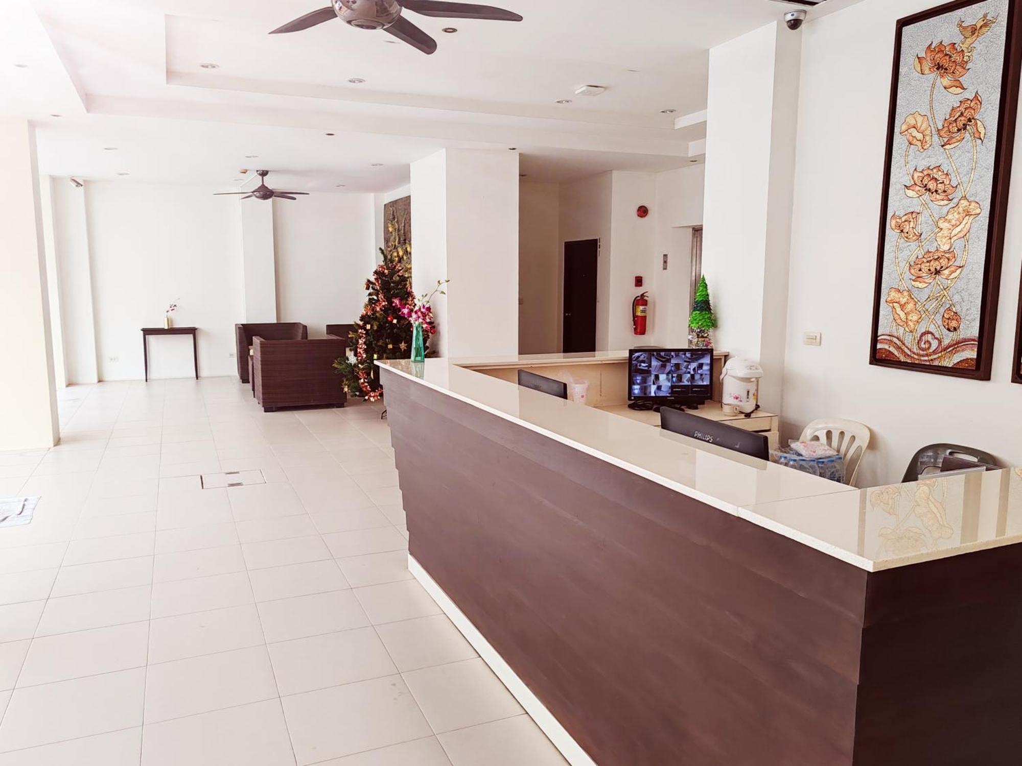 Harmony Patong Hotel エクステリア 写真