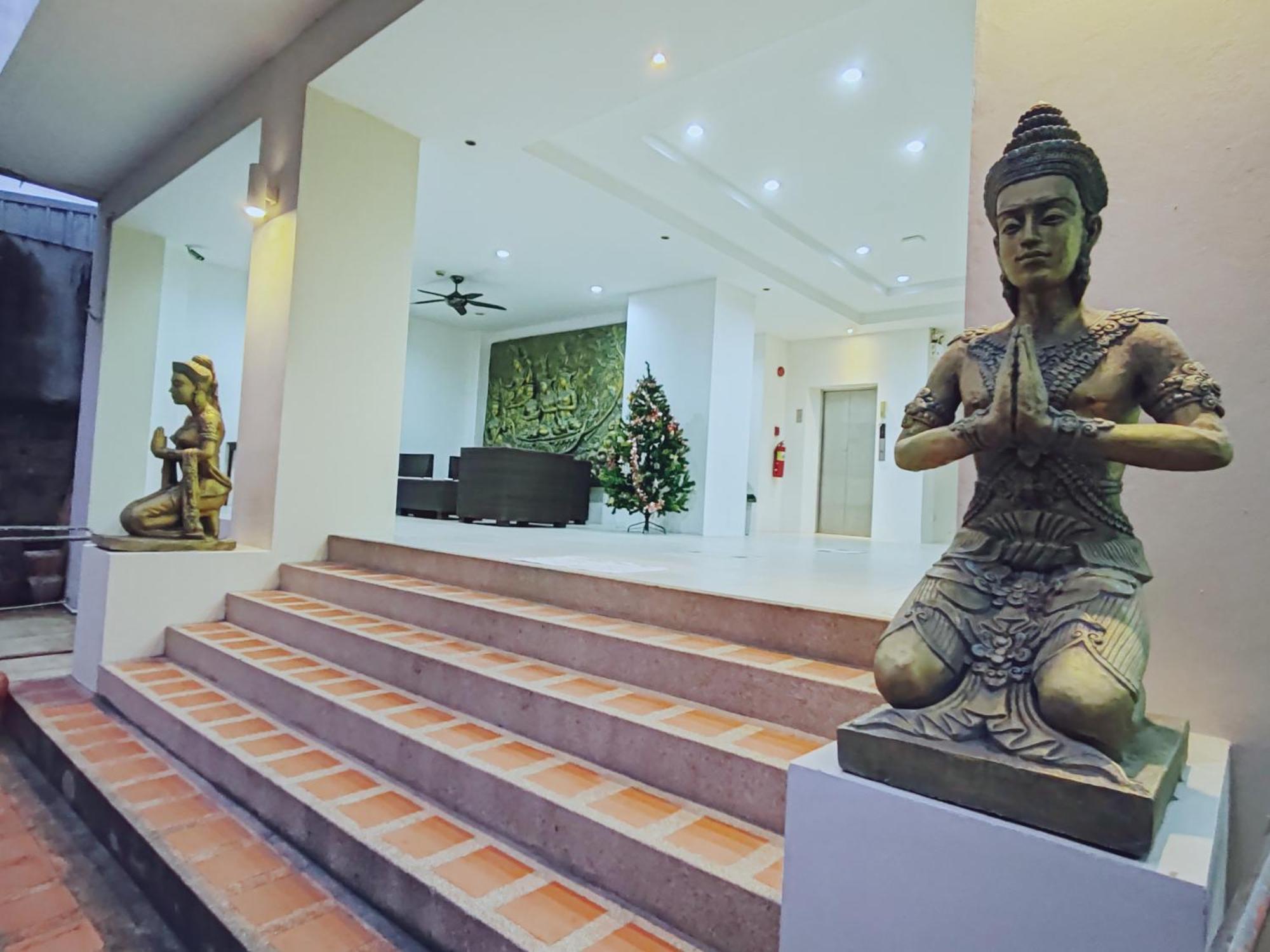 Harmony Patong Hotel エクステリア 写真