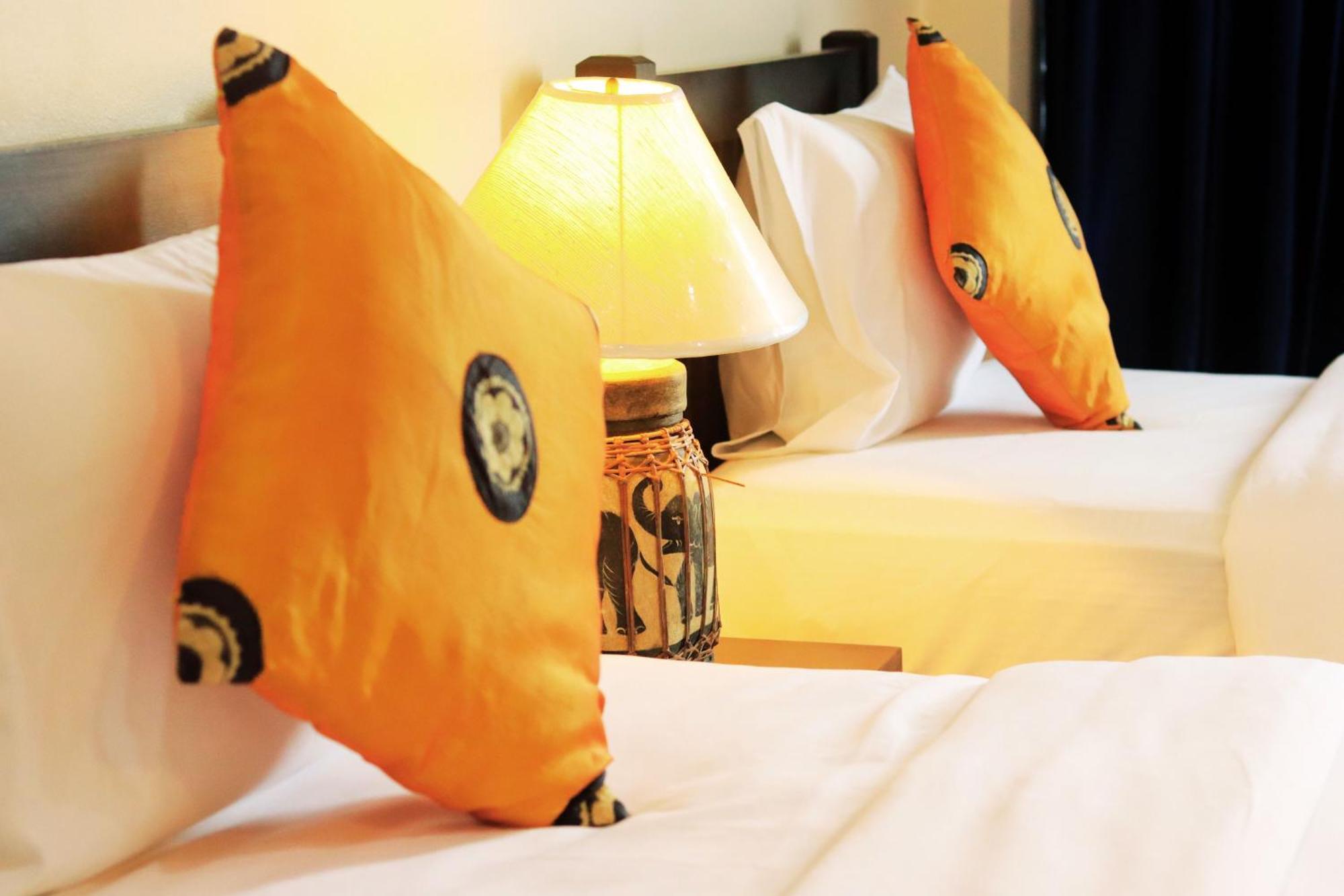 Harmony Patong Hotel エクステリア 写真